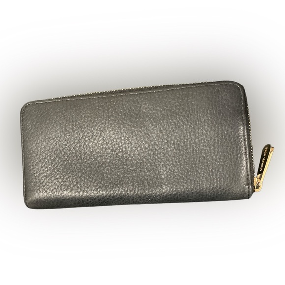 Michael Kors Double Zippered Long Wallet - Picture 3 of 6